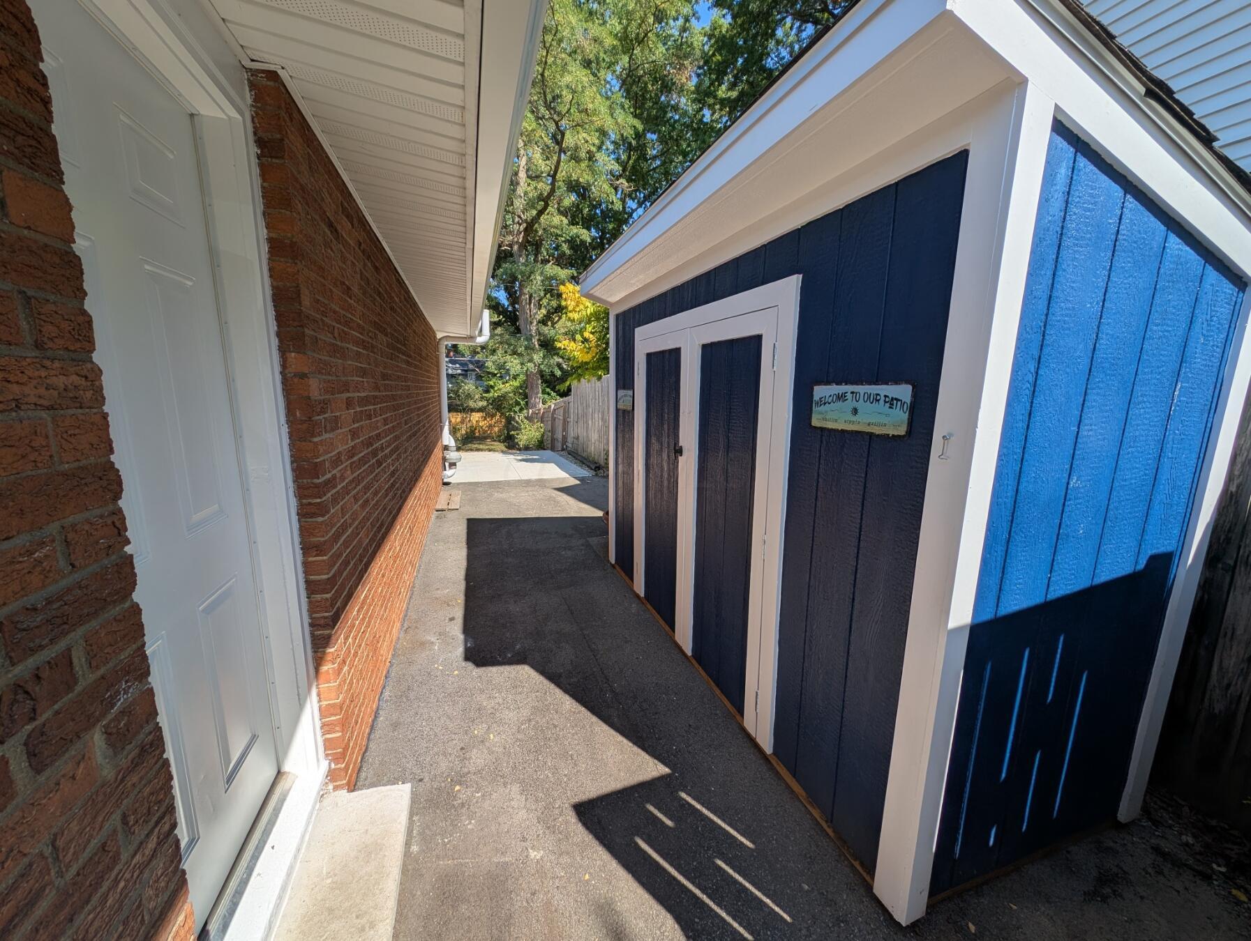 292 Chase Road Columbus, OH 43214 - Photo 20 of 25 Shed #1