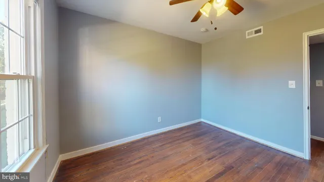 $2,370 | 2203 Washington Avenue, Unit 102, Silver Spring, MD 20910