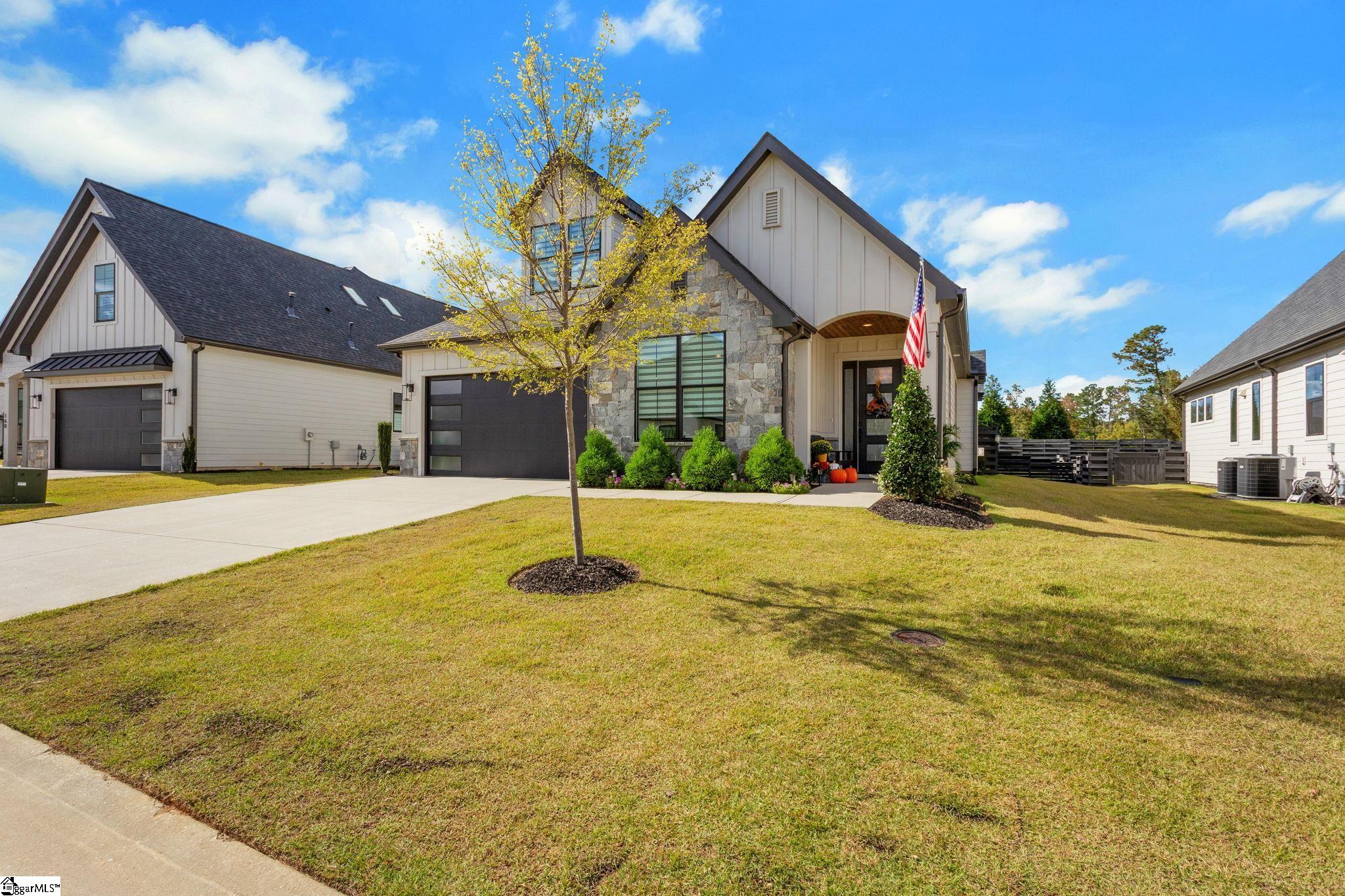 158 Winding Rock Road Simpsonville, SC 29680 - Photo 3 of 46 Gallery Image 3