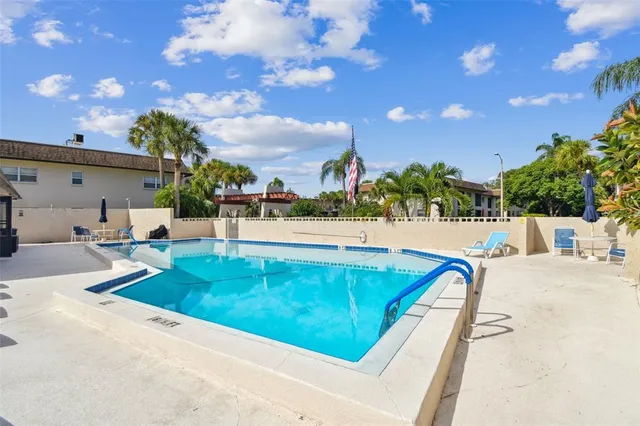 $120,000 | 2750 East Bay Drive, Unit 12B, Largo, FL 33771