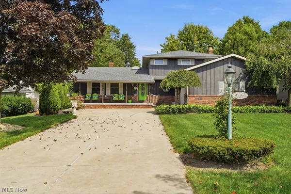$385,900 | 4721 Wolff Drive, Brunswick, OH 44212