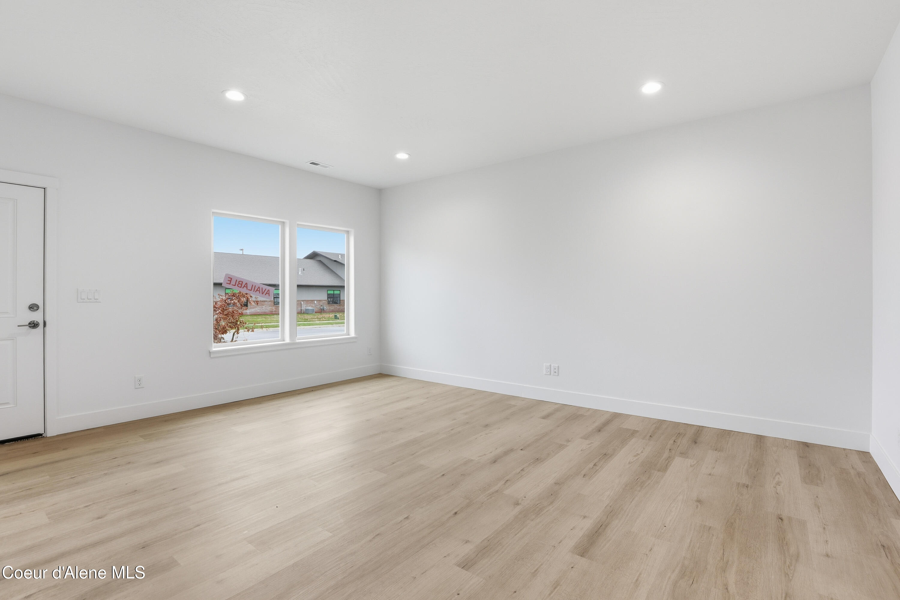 759 North Galbraith Loop Post Falls, ID 83854 - Photo 4 of 17 Great Room