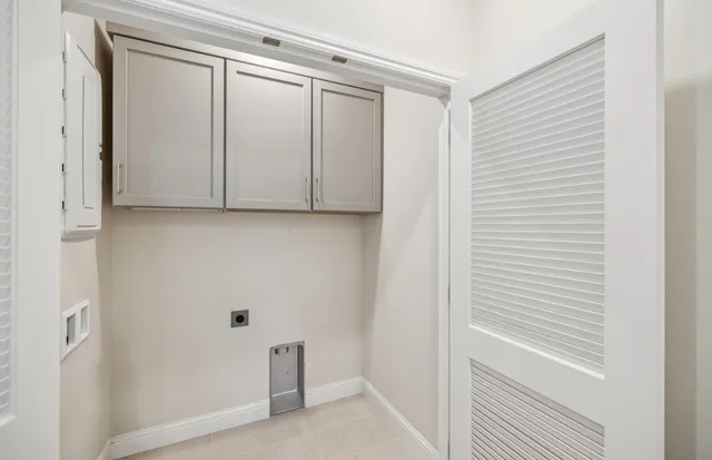 $1,619,504 | 2417 Willow Way, San Mateo, CA 94403