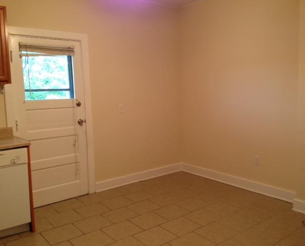 526 Freeport Road Blawnox, PA 15238 - Photo 3 of 10 Kitchen.