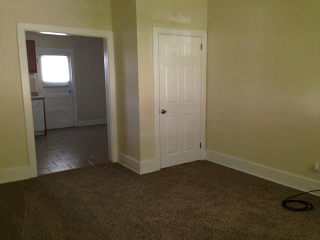 526 Freeport Road Blawnox, PA 15238 - Photo 5 of 10 Living Room.