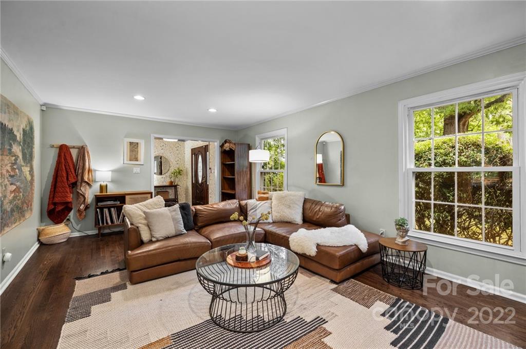 8025 Prince George Road Charlotte, NC 28210 - Photo 3 of 31 Gallery Image 3