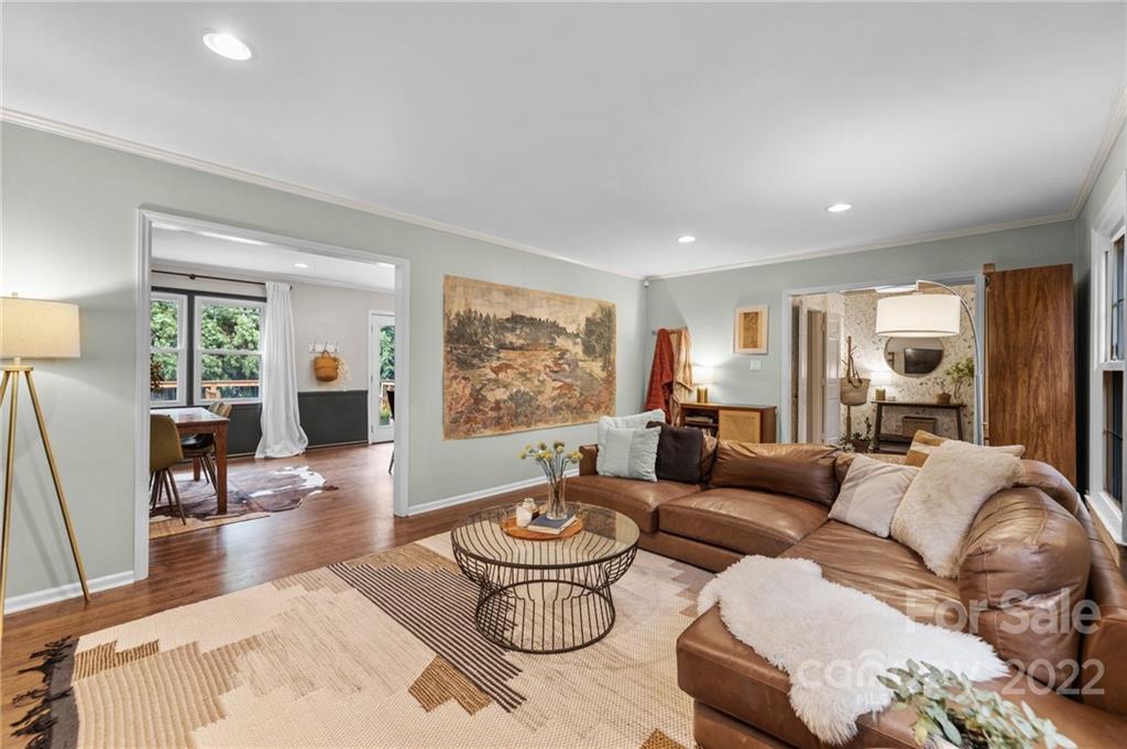 8025 Prince George Road Charlotte, NC 28210 - Photo 4 of 31 Gallery Image 4