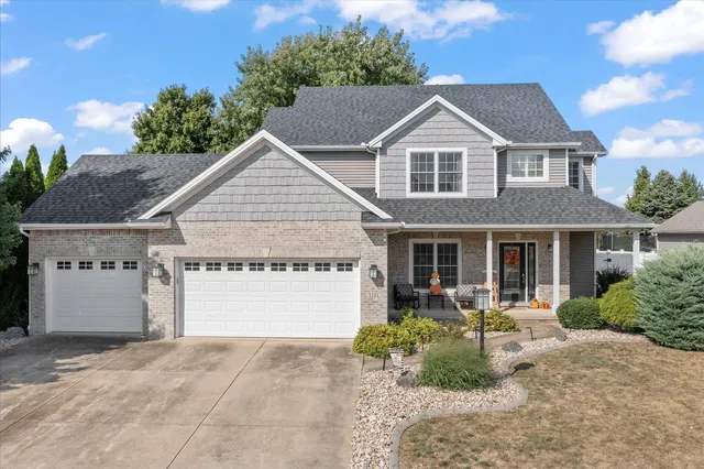 $460,000 | 1501 Quarry Road, Mahomet, IL 61853