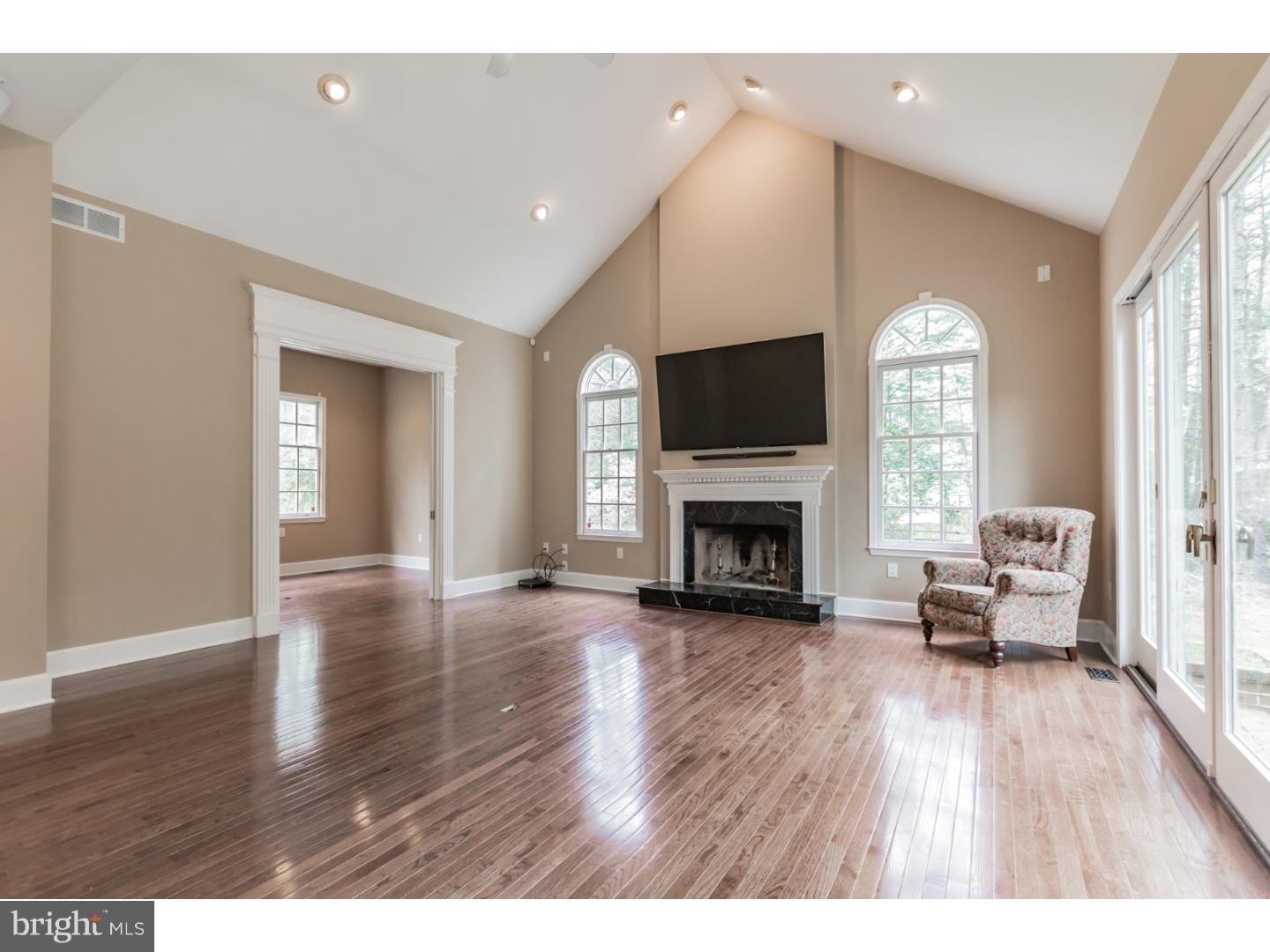 114 Dixontown Road Medford, NJ 08055 - Photo 12 of 25 Family Room