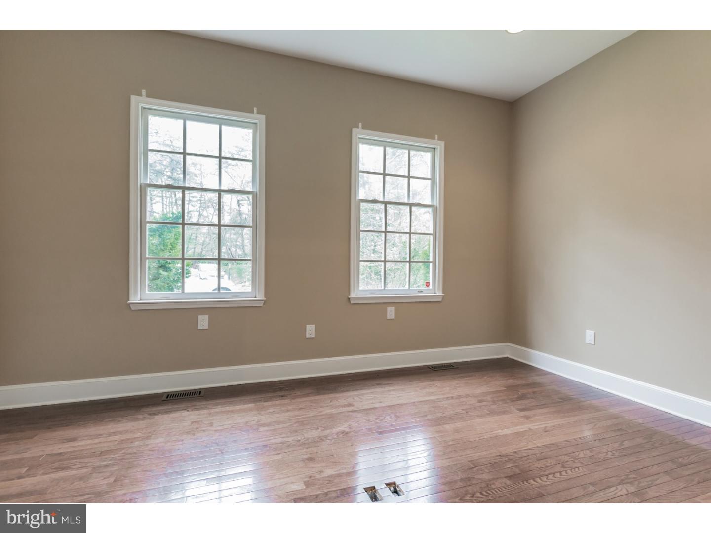 114 Dixontown Road Medford, NJ 08055 - Photo 14 of 25 Office / Study
