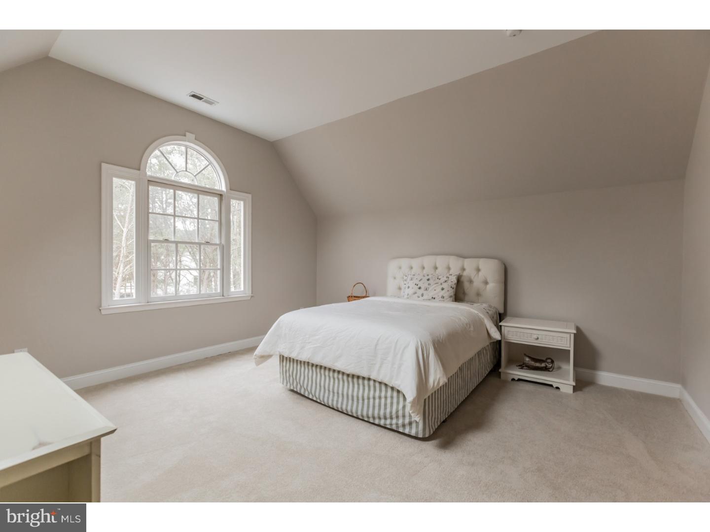 114 Dixontown Road Medford, NJ 08055 - Photo 22 of 25 Bedroom 4