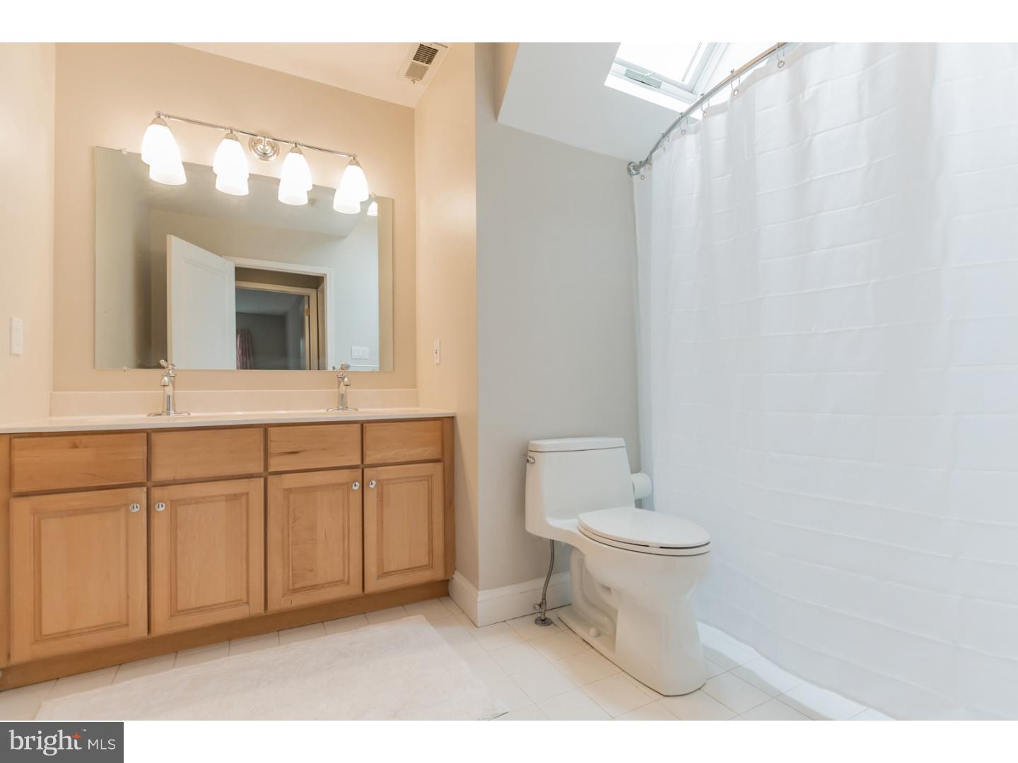 114 Dixontown Road Medford, NJ 08055 - Photo 23 of 25 Bathroom