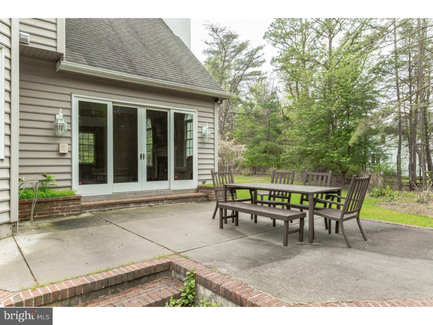 114 Dixontown Road Medford, NJ 08055 - Photo 24 of 25 Patio