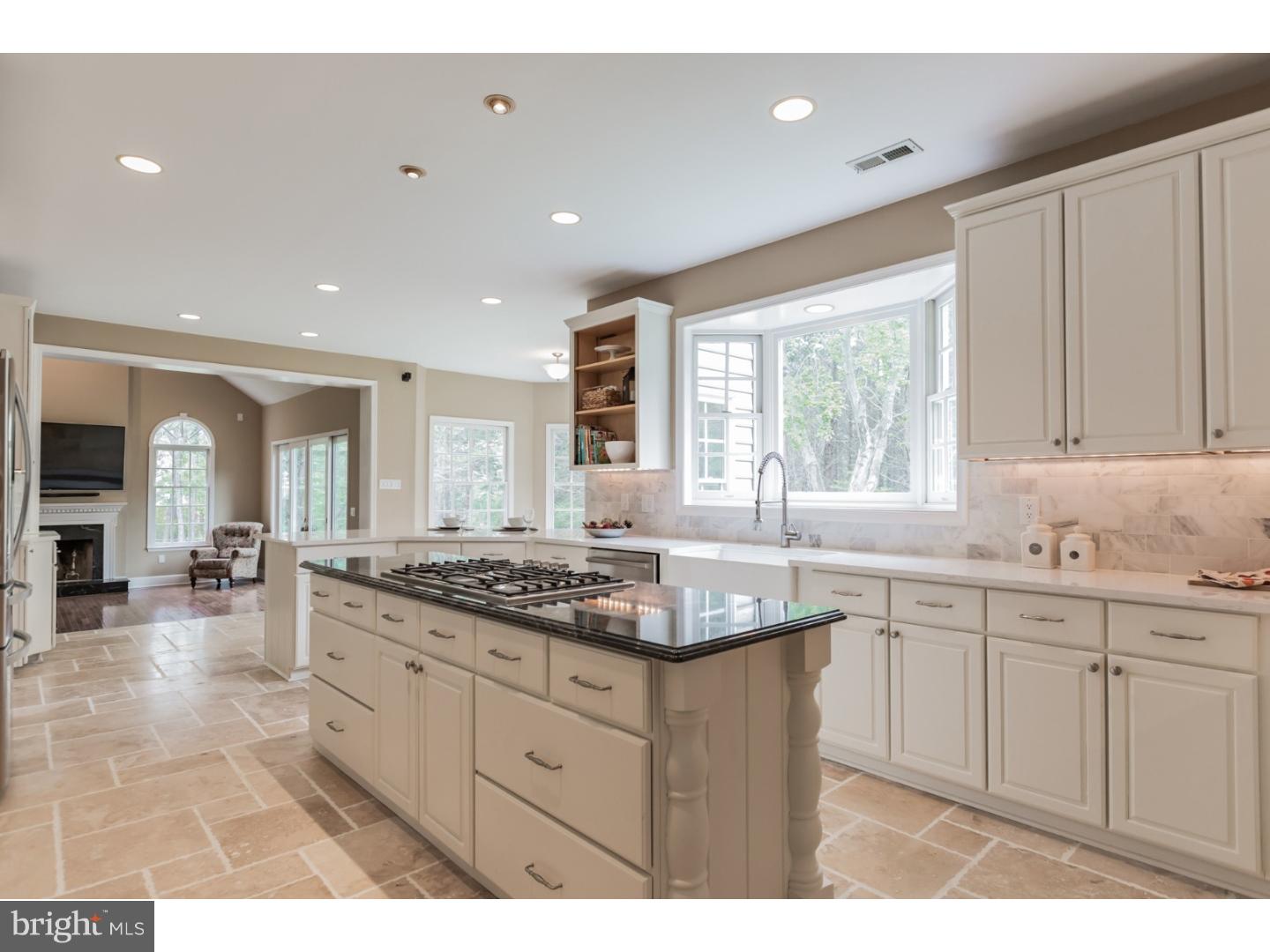 114 Dixontown Road Medford, NJ 08055 - Photo 8 of 25 Kitchen