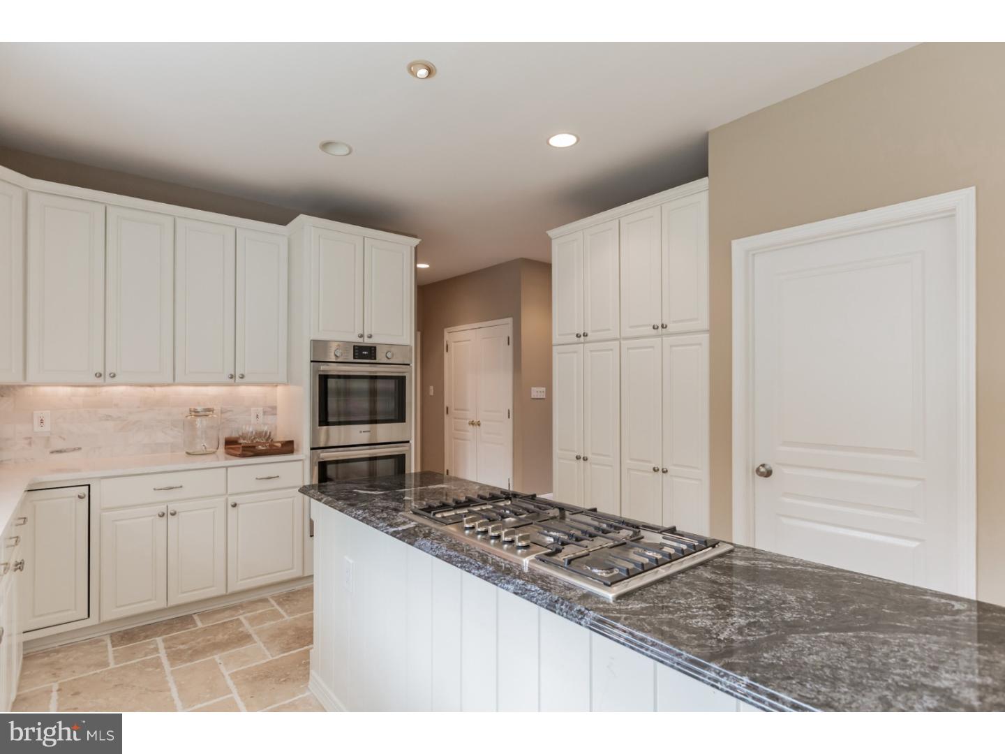 114 Dixontown Road Medford, NJ 08055 - Photo 9 of 25 Kitchen