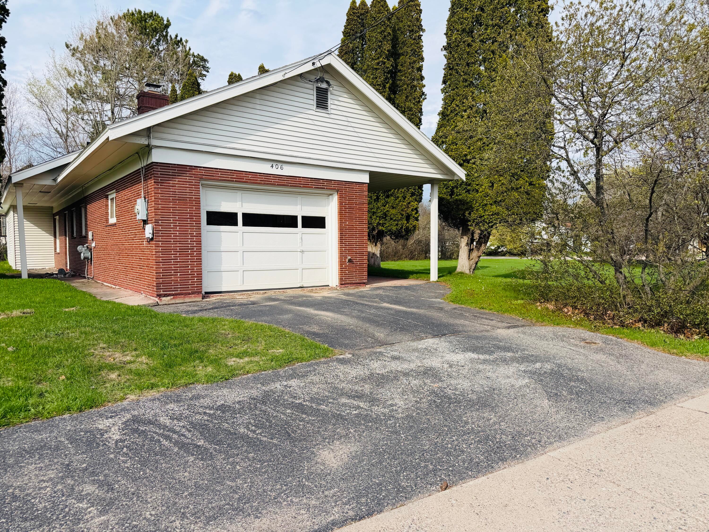 406 Mission Road Sault Ste. Marie, MI 49783 - Photo 26 of 31 Gallery Image 26