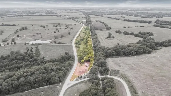 $200,000 | 581 Southeast 1200 Road, Leeton, MO 64761