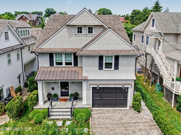 $7,195,000 | 116 Havemeyer Place, Greenwich, CT 06830