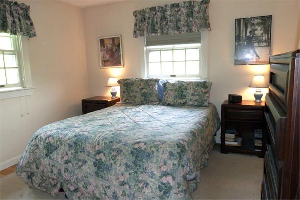 100 Blossomcrest Road Lexington, MA 02421 - Photo 7 of 12 Gallery Image 7