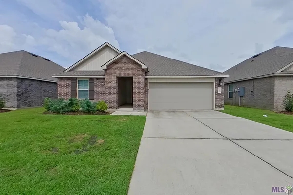 $1,965 | 121 Yardley Court, Lafayette, LA 70507