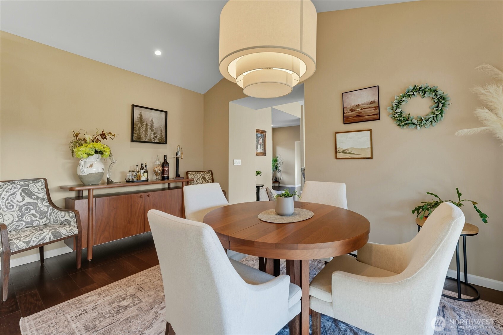 839 Country Club Road Walla Walla, WA 99362 - Photo 12 of 40 a view of a dining room with furniture