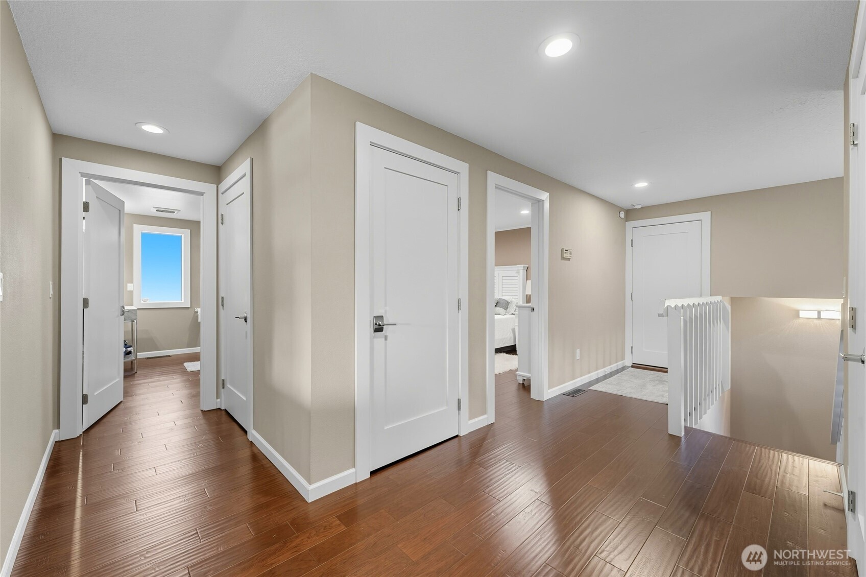 839 Country Club Road Walla Walla, WA 99362 - Photo 27 of 40 a view of a hallway with wooden floor