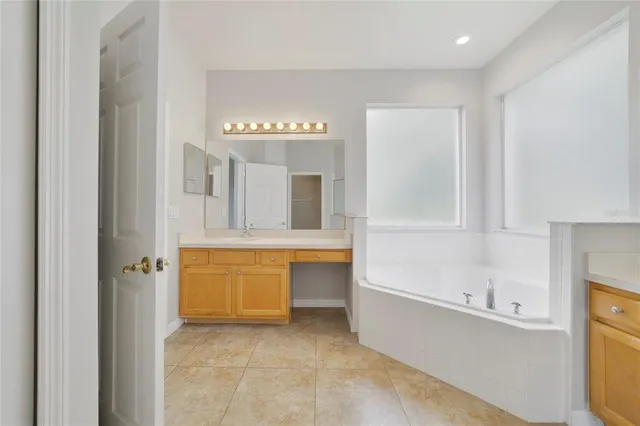 $599,000 | 13850 Amelia Pond Drive, Windermere, FL 34786