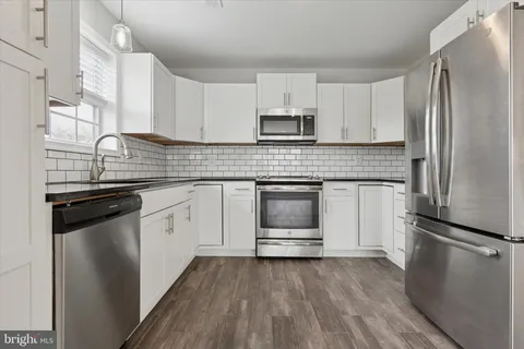 $350,000 | 5503 Drawbridge Court, Royersford, PA 19468