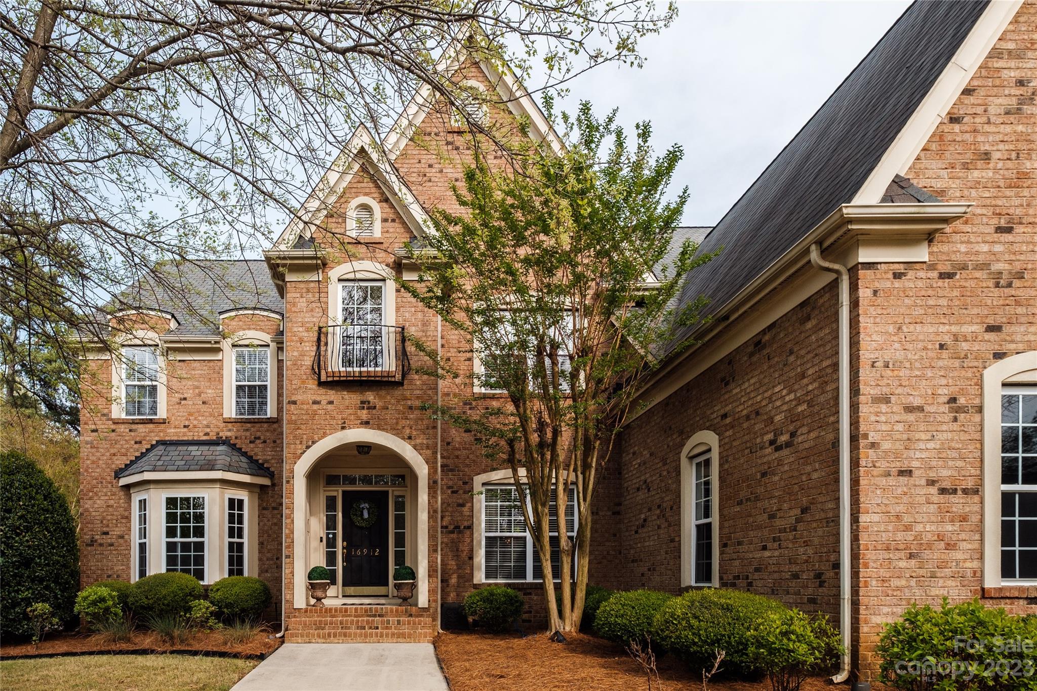 16912 Turtle Point Road Charlotte, NC 28278 - Photo 1 of 34 Gallery Image 1