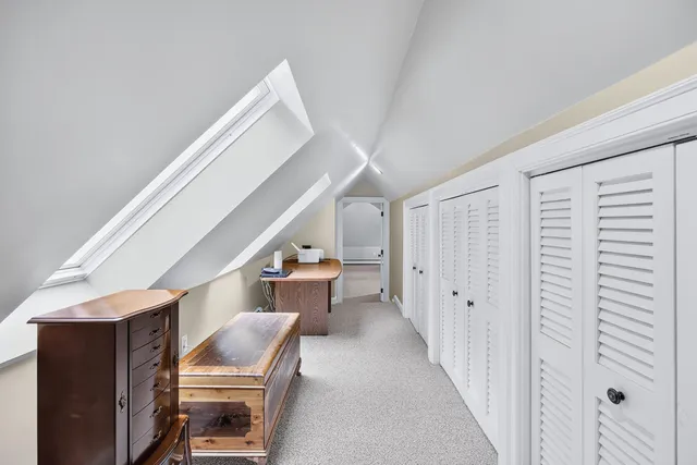 a black and white photo of a living room