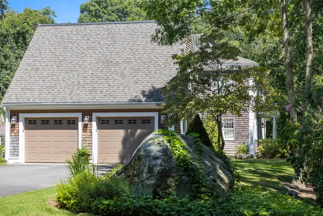 $1,425,000 | 7 Mary Leal Lane, Sandwich, MA 02537