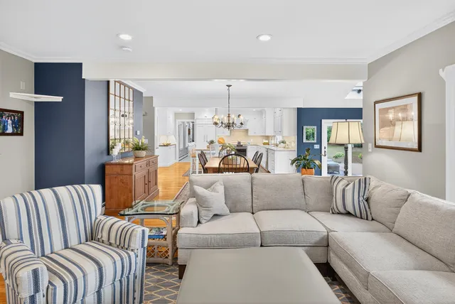 $1,425,000 | 7 Mary Leal Lane, Sandwich, MA 02537