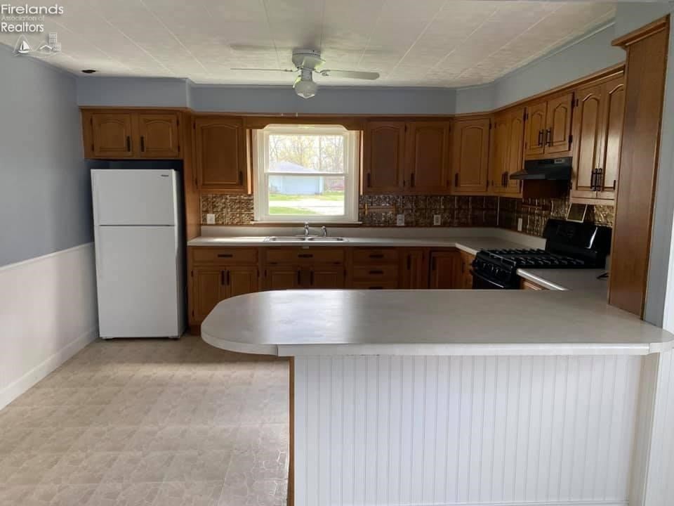 3553 West Harbor Road Port Clinton, OH 43452 - Photo 6 of 19 Gallery Image 6
