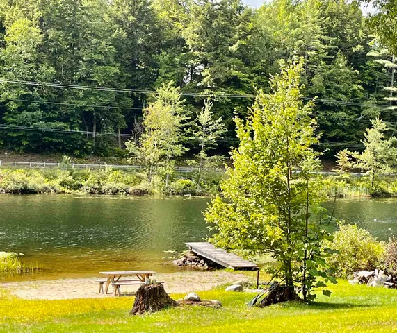 $425,000 | 121 East Lake Road, Ludlow, VT 05149