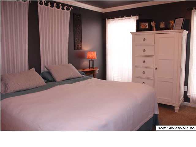 4319 Ridgemont Circle Birmingham, AL 35244 - Photo 13 of 32