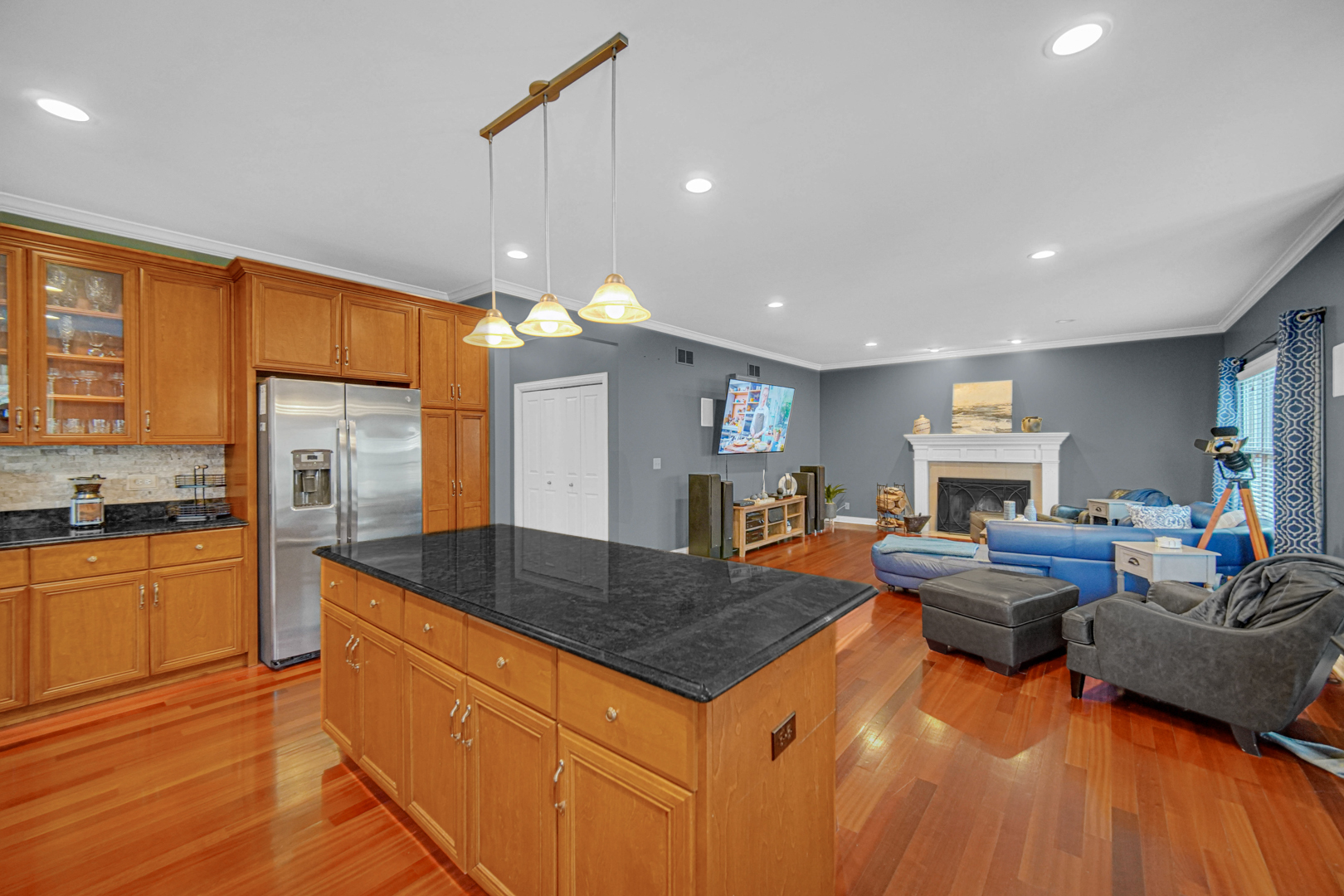 25216 Round Barn Road Plainfield, IL 60585 - Photo 15 of 31 a kitchen with granite countertop lots of counter top space