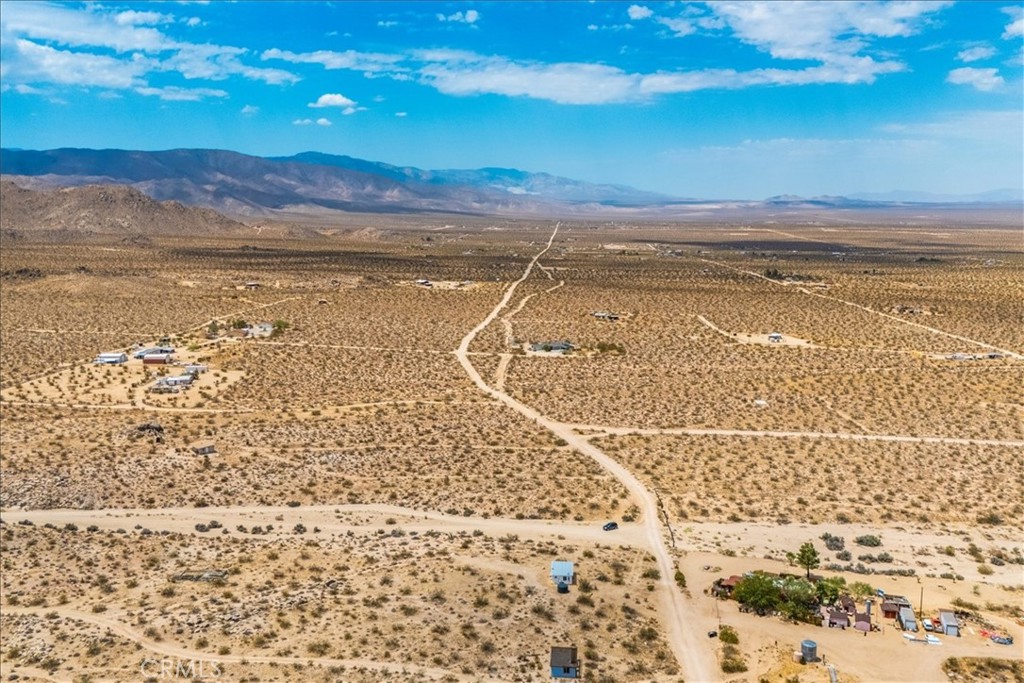 777 Quail Bush Road Landers, CA 92285 - Photo 42 of 46 a view of an ocean