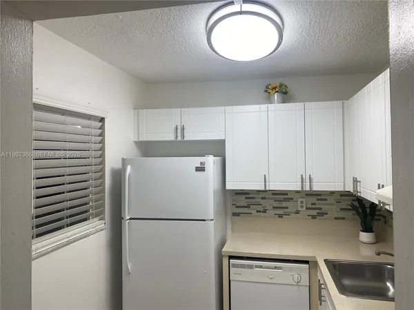 $2,200 | 8600 Southwest 109th Avenue, Unit 4229, Miami, FL 33173