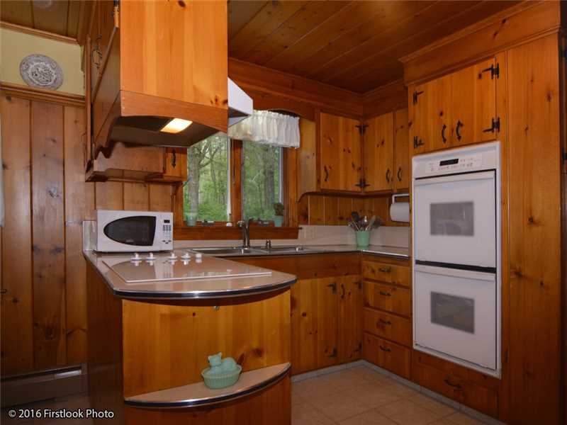 315 Bungy Road Scituate, RI 02857 - Photo 5 of 25 Kitchen.
