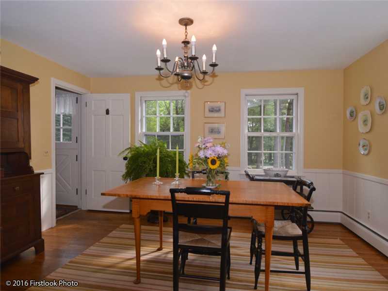 315 Bungy Road Scituate, RI 02857 - Photo 8 of 25 Dining Room.