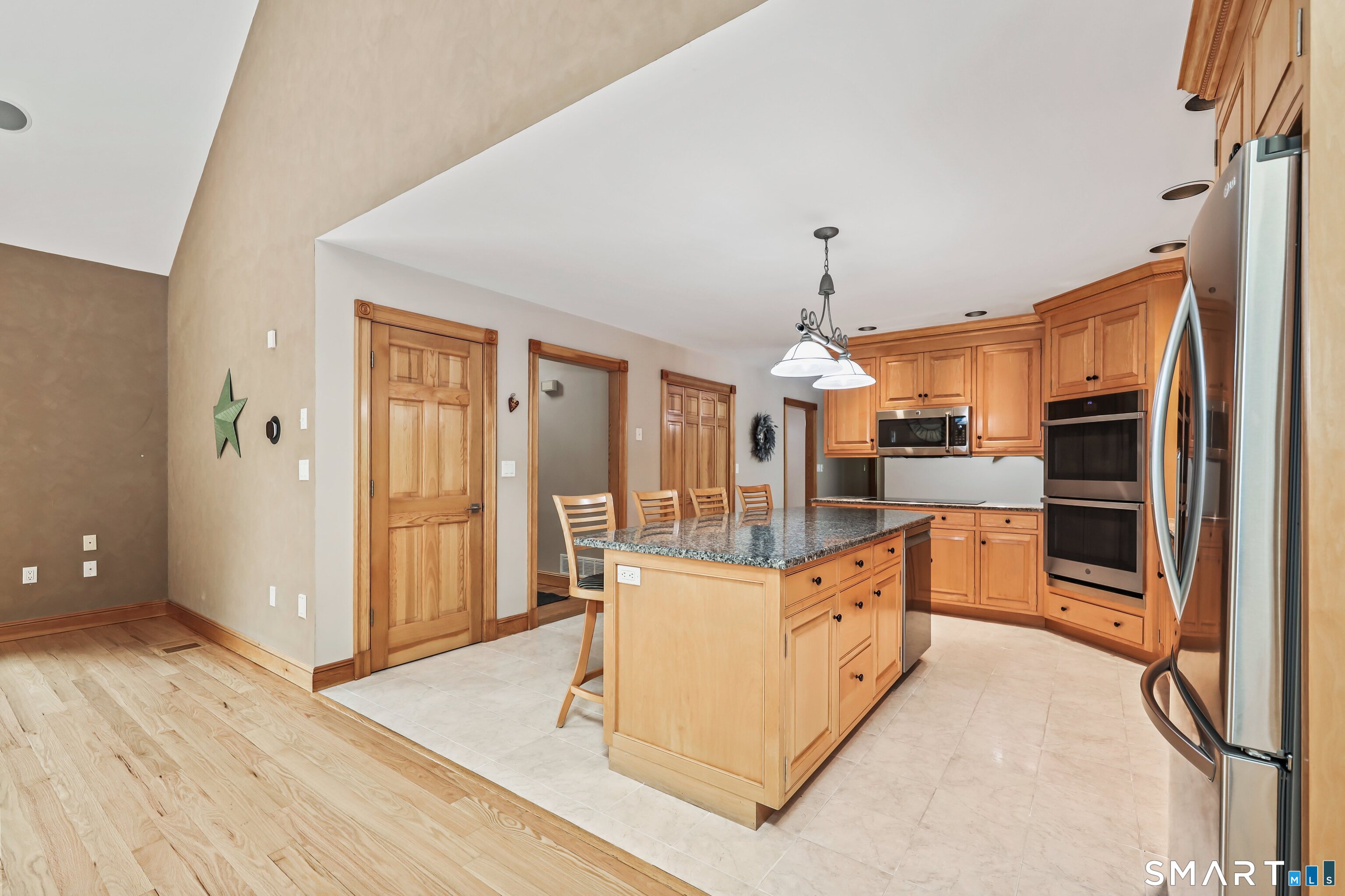 310 Carter Road Thomaston, CT 06787 - Photo 9 of 40