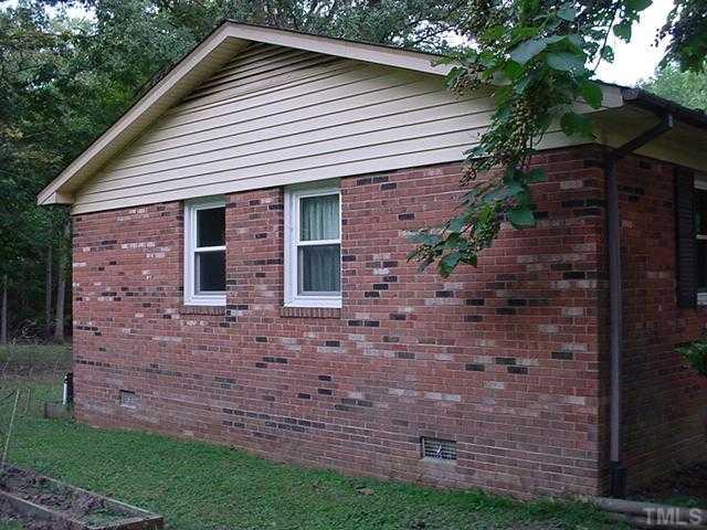5608 Roslyn Road Durham, NC 27712 - Photo 3 of 4