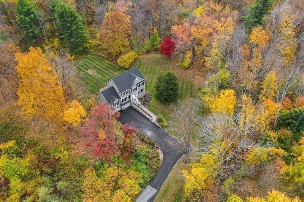 18 River Road Andover, MA 01810 - Photo 4 of 36 Gallery Image 4