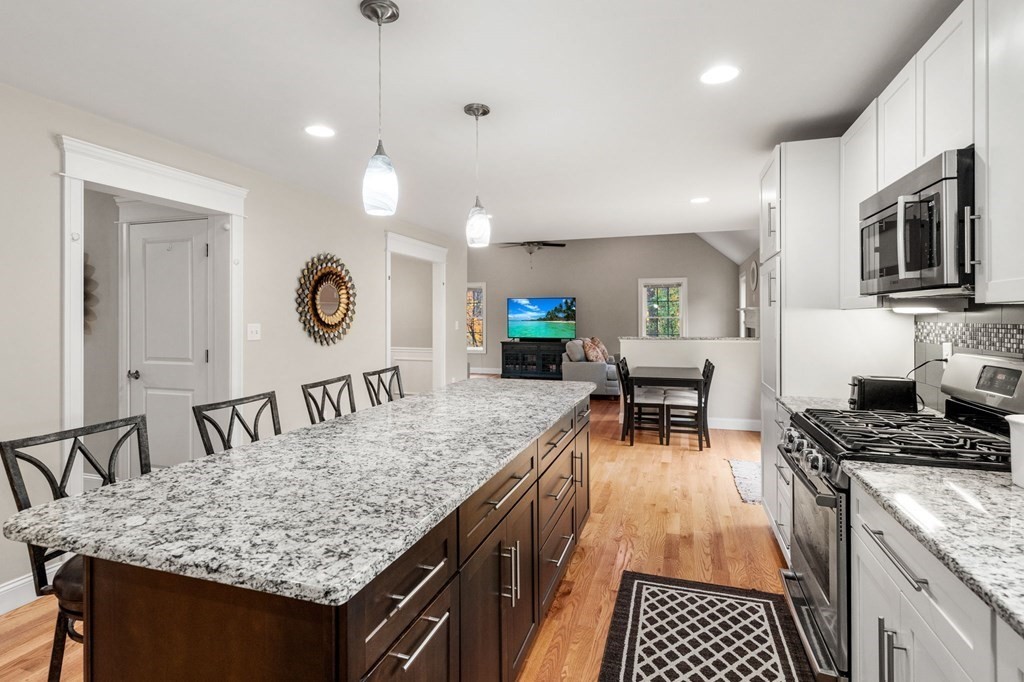 18 River Road Andover, MA 01810 - Photo 8 of 36 Gallery Image 8