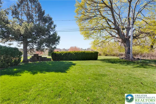 $289,900 | 1557 Kaywin Avenue, Bethlehem, PA 18018