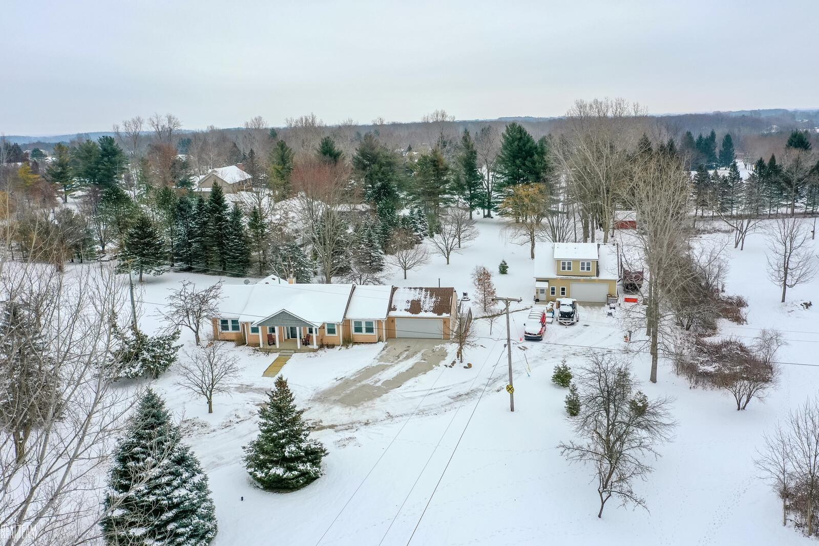 4869 Bishop Road Dryden, MI 48428 - Photo 2 of 48