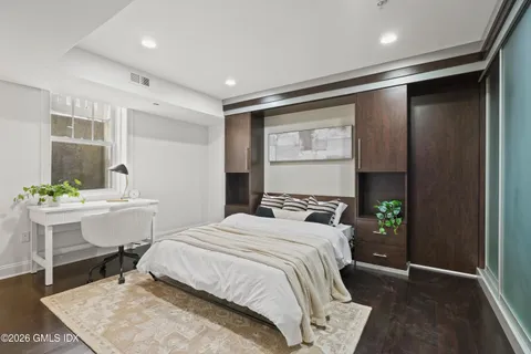 $1,029,000 | 18 Stone Avenue, Unit 1, Greenwich, CT 06830