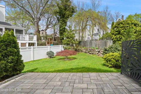 $1,029,000 | 18 Stone Avenue, Unit 1, Greenwich, CT 06830