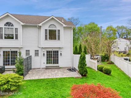 $1,029,000 | 18 Stone Avenue, Unit 1, Greenwich, CT 06830