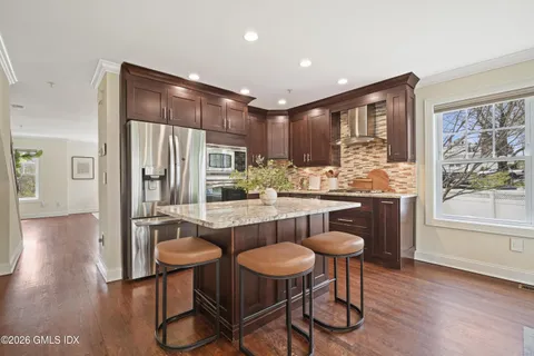 $1,029,000 | 18 Stone Avenue, Unit 1, Greenwich, CT 06830